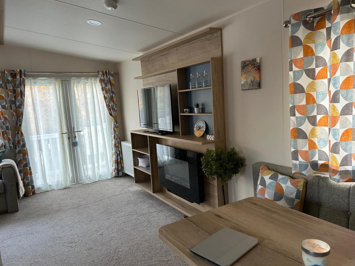 Bertie-By-The-Sea At Hoburne Naish Hotel Highcliffe Ngoại thất bức ảnh